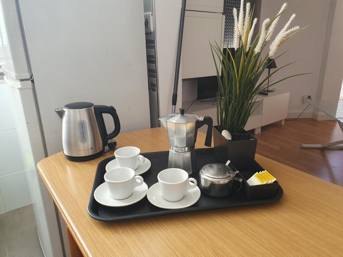 Apartamento Los Marmoles Apartment Malaga Luaran gambar