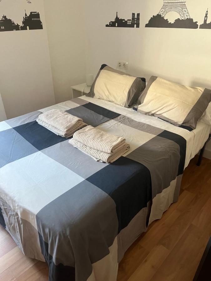 Apartamento Los Marmoles Apartment Malaga Luaran gambar