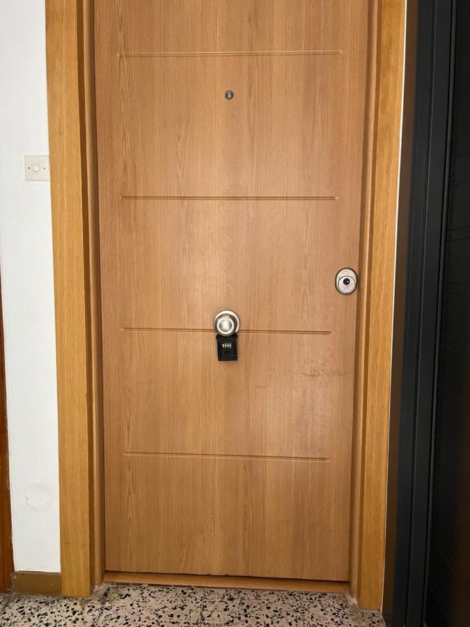 Apartamento Los Marmoles Apartment Malaga Luaran gambar