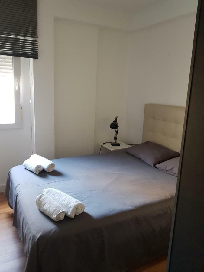 Apartamento Los Marmoles Apartment Malaga Luaran gambar